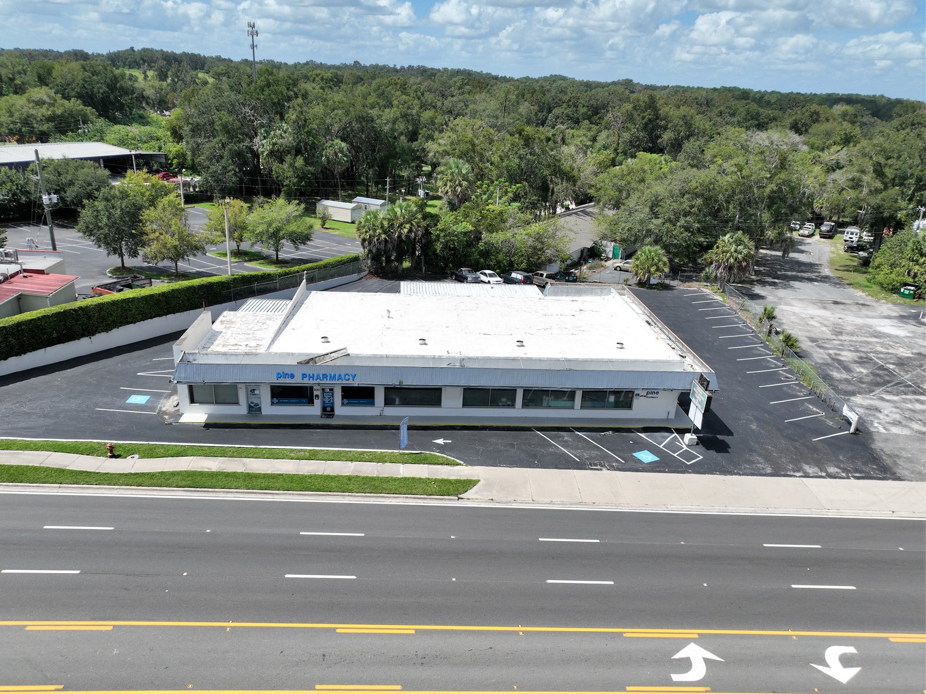 Pine Avenue Plaza aerial view