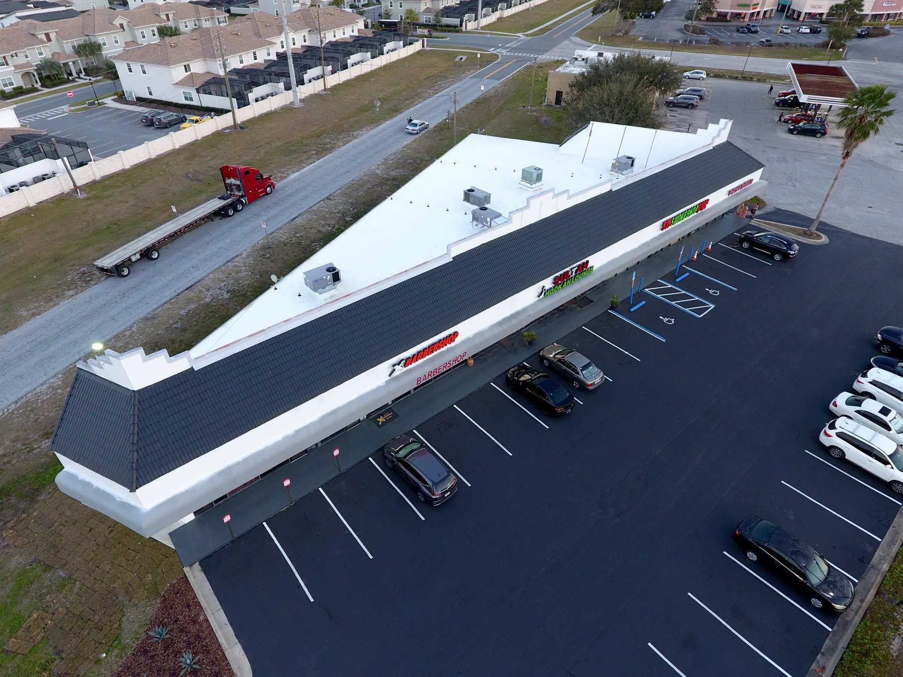 Vineland Plaza aerial exterior