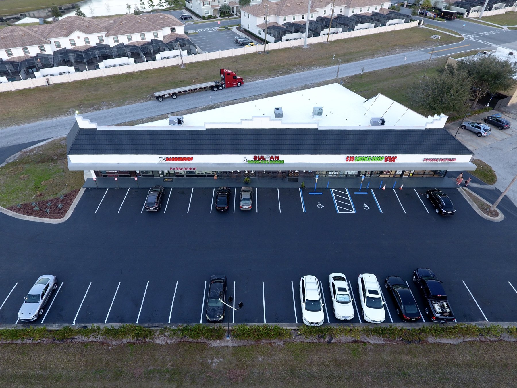 Vineland Plaza rooftop aerial